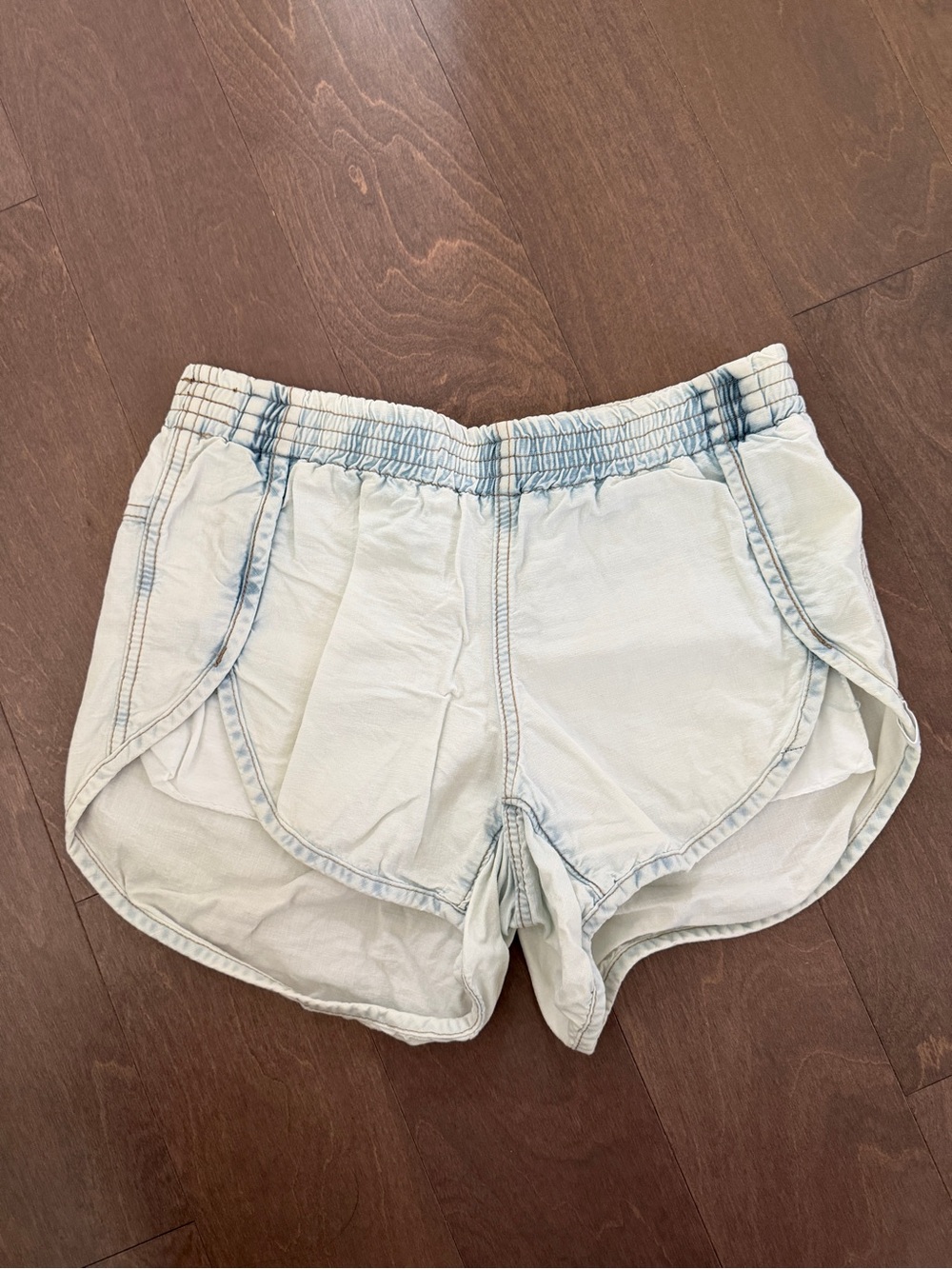 Light Blue Women's Elastic Waist Short - Casual Summer Style